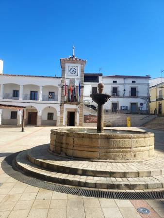 Imagen Pilón y Plaza del Ayuntamiento